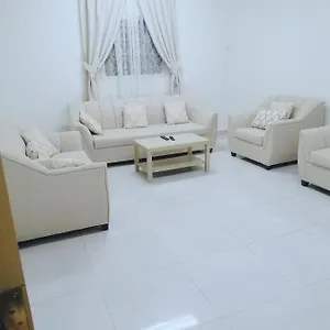 صقر 11 - مجلس واسع غرفه نوم مطبخ الرياض